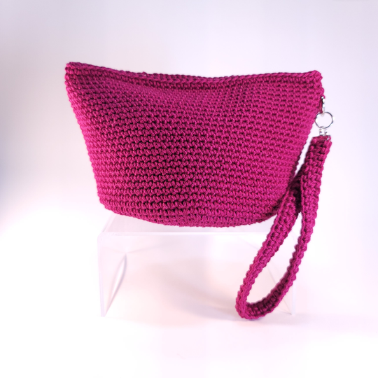 Wristlet. Small Clutch Purse. Magenta Pink, Zip Top Bag. Handmade Crochet. Cotton Yarn Is Machine Wash & Dry