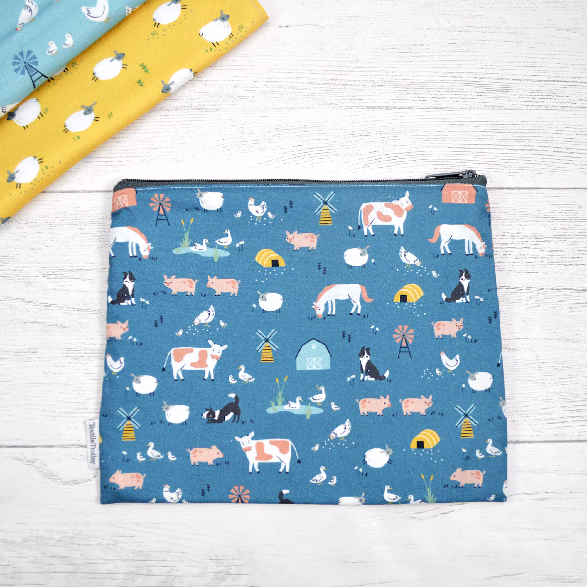Wet Bag, Cloth Diaper Large Waterproof Toiletry Wash Zippered Pouch, Shoe Travel Gym Reusable Animal